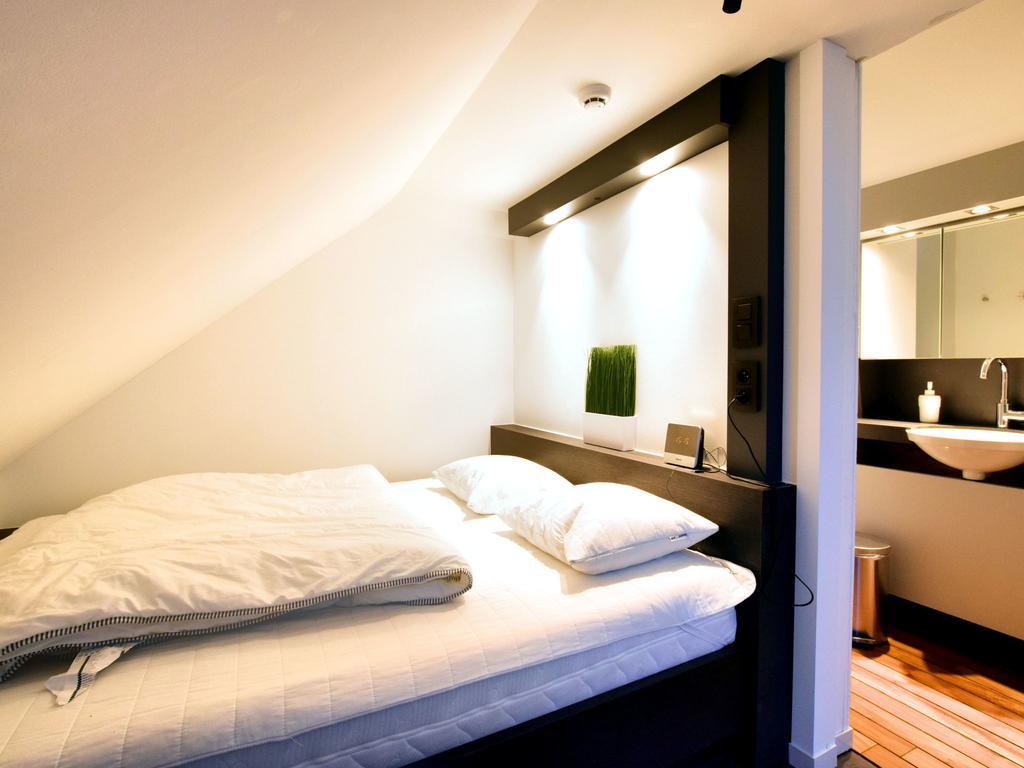 Modern And Cozy Studio In A Former Coach House Robertville Ngoại thất bức ảnh